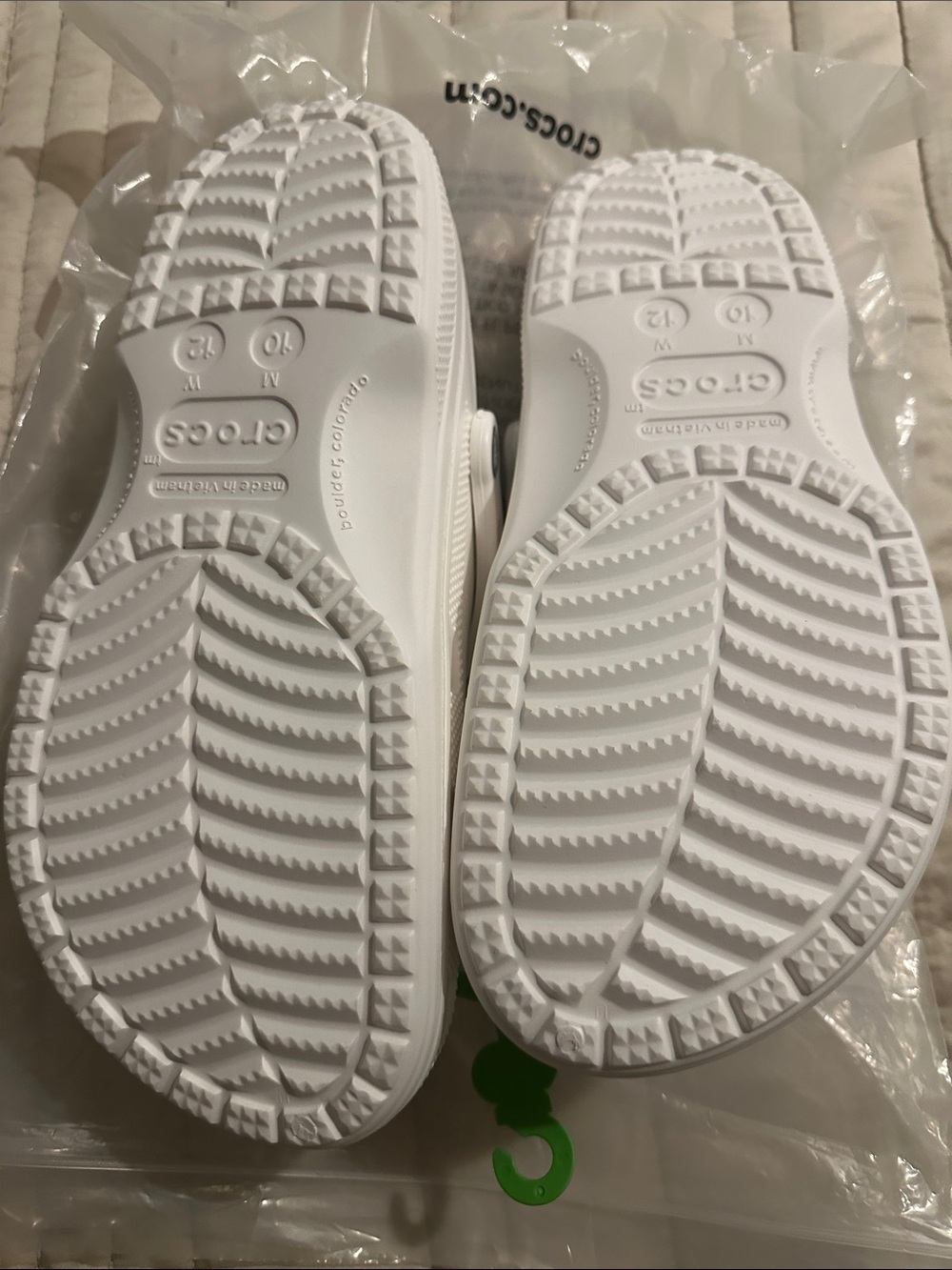 Crocs Baya Adult Lined Clogs NWT - Picture 4 of 6